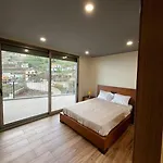 Sunset Valley House Holiday home *