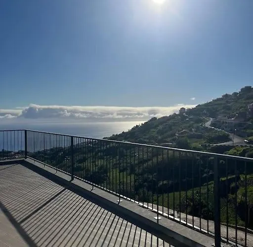 Sunset Valley House Tatil Evi